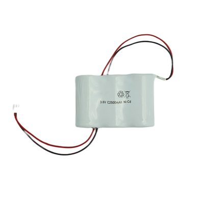Côte à côte les batteries de lumière de sortie de secours emballent 3,6 V C2500mAh NiCd 64g