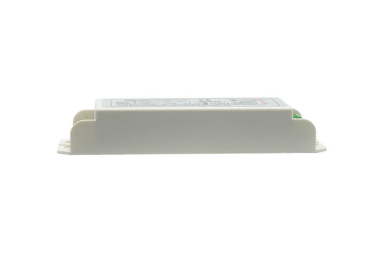 Max. 3.33A Invertisseur d'alimentation d'urgence de type 16-30W GS-AT1130