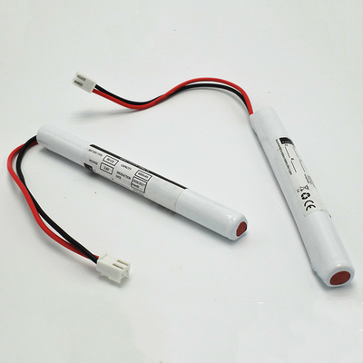 Ni Cd AA600mah 3,6 Volt sortie de lumière batteries type Stick avec une bonne sécurité
