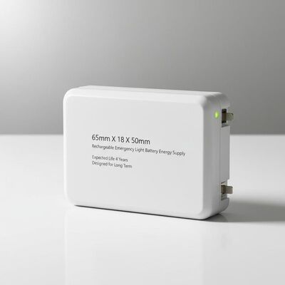 65 mm X 18 mm X 50 mm Lumière de secours rechargeable Batterie alimentation en énergie Durée de vie prévue 4 ans Conçue pour une longue durée