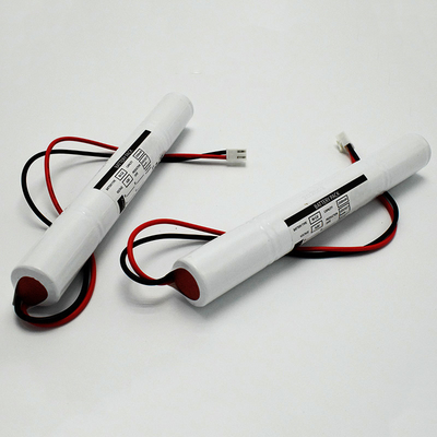 charge de la batterie rechargeable 4.8V 0.1C de batteries de lumière de sortie de secours 2500mah