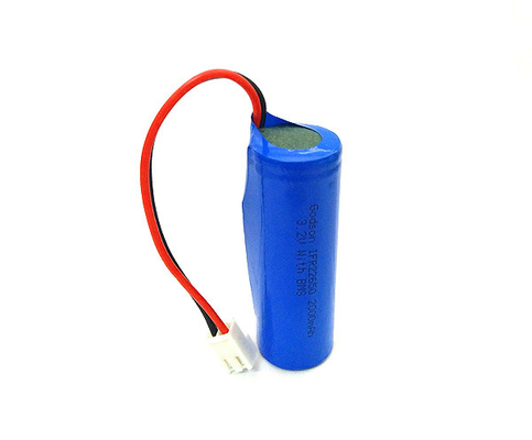 mode de charge de cv de cc de paquet de la batterie 2000mAh LiFePO4 de 3.2V IFR26650