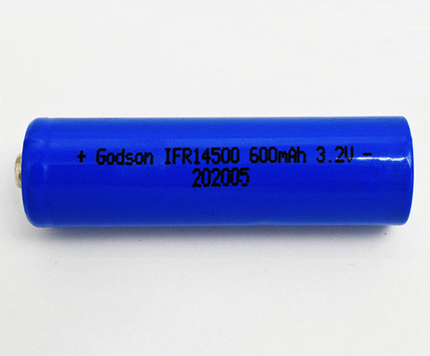 Allumant la batterie rechargeable 14500 LiFePO4 de 3,2 volts favorable à l'environnement