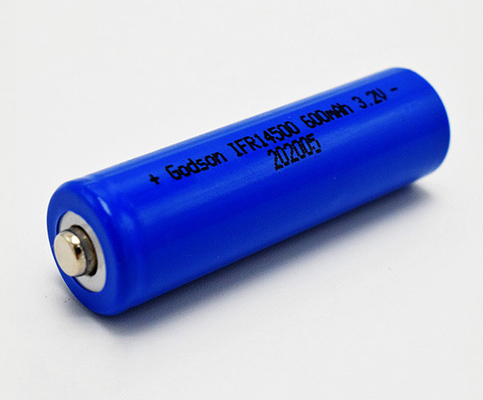 Allumant la batterie rechargeable 14500 LiFePO4 de 3,2 volts favorable à l'environnement